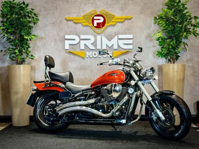 SUZUKI BOULEVARD M800 2011