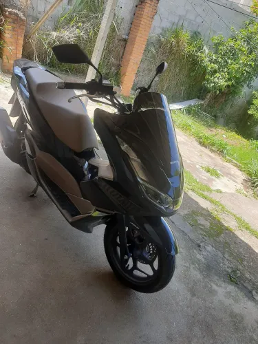 PCX 160 IMPECÁVEL 