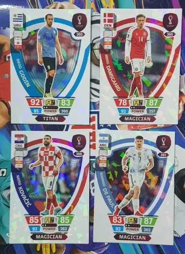 4 Cards Copa do Mundo 2022 - Panini Adrenalyn XL
