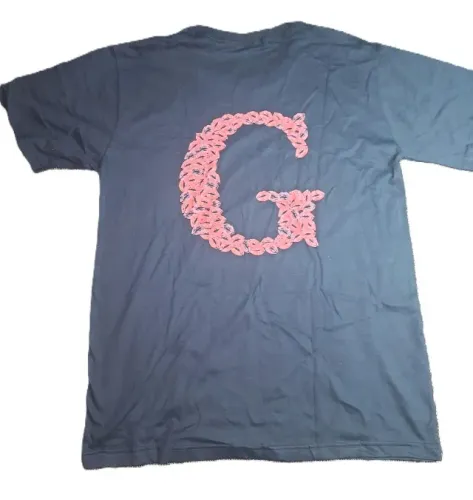 Camiseta Feminina Beijos letra G T Shirt Frente e Costas Preta tam M