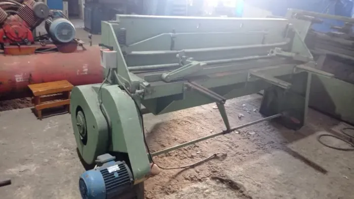 Guilhotina Newton 2mts, Modelo TM-8 -Usada