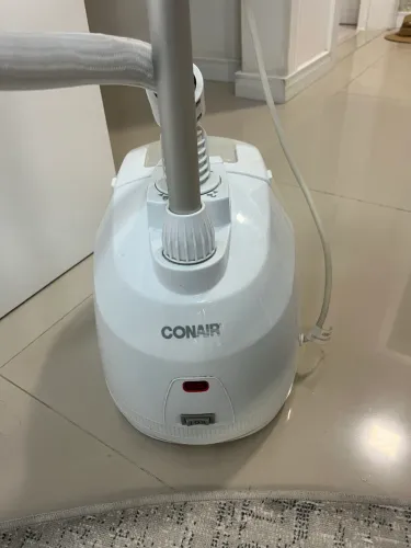 Vaporizador (passadeira) de Roupas Conair - Excelente Estado