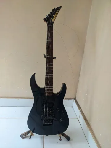 Vendo uma Guitarra Jakson 