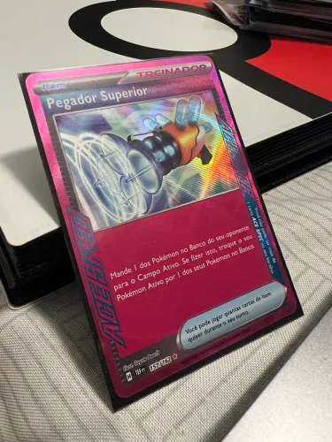 Pegador Superior (157/162) NM POKÉMON TCG