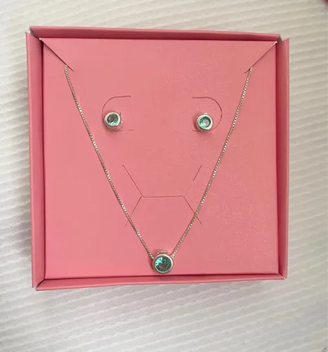 Conjunto Colar e Brincos Prata 925 com zircônia verde claro