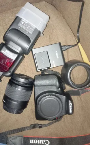 Câmera Canon EOS Rebel T6