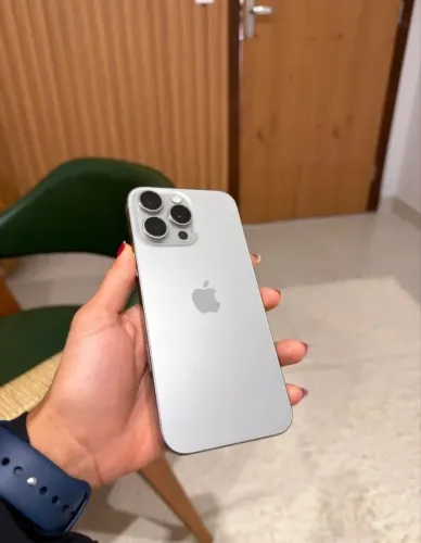 IPHONE 16 PRO MAX 256gb