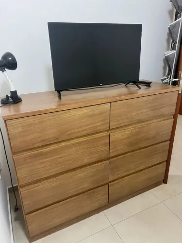 Cômoda 8 gavetas