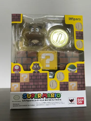Super mario sh figuarts play set A (goomba)