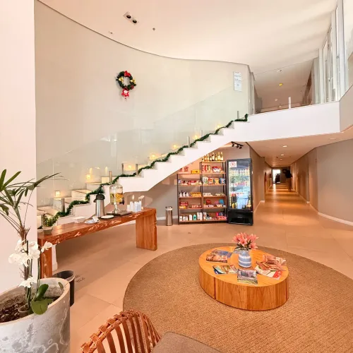 R$ 330 mil CHARMOSO FLAT à Venda, HOTEL BOSSA NOVA, São Bento, Cabo Frio, RJ