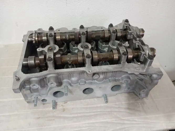 Cabeçote revisado Nissan versa march 1.0 12v 3CC