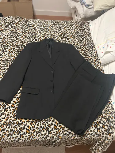 Terno Preto 48/42