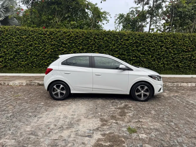 Chevrolet Onix Hatch LTZ 1.4 8V Flex Mec. 4P 2019