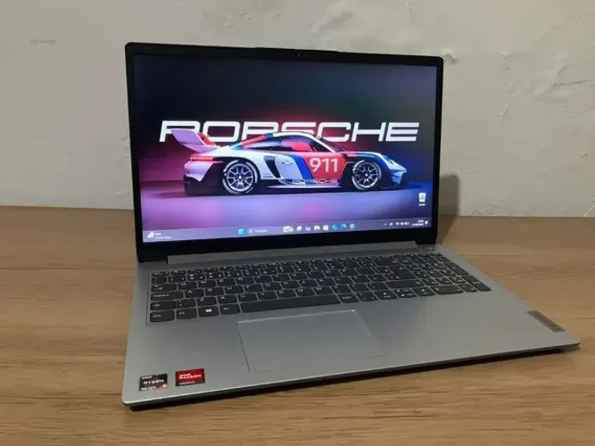 Notebook Lenovo IdeaPad | Ryzen 5 7520U | 8GB RAM DDR5| SSD 256GB | AMD Radeon Graphics