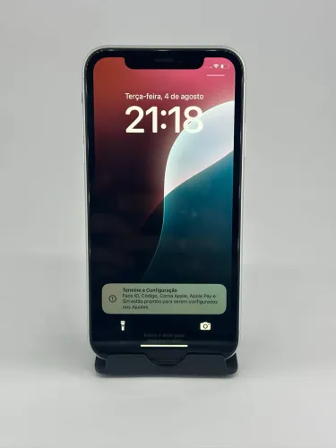 iPhone XR branco 64Gb