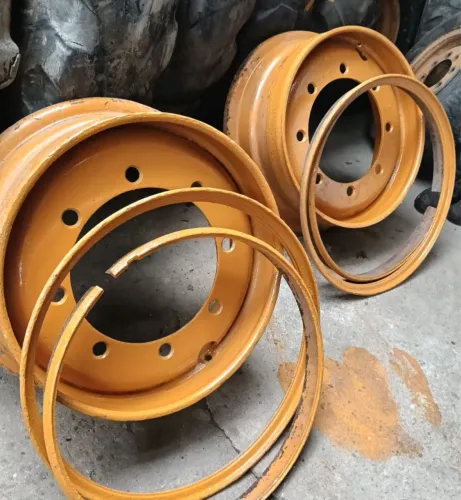Dois aros de retro escavadeira 580H