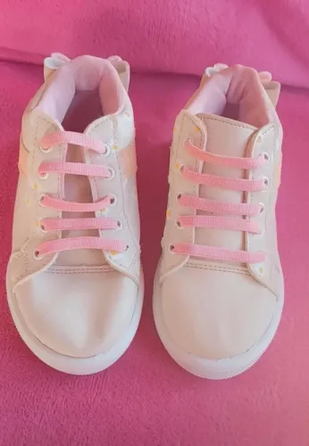 Tênis e sandália feminino