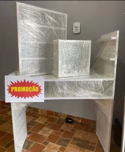Kit de Mesa para Manicure + Expositor + Nicho