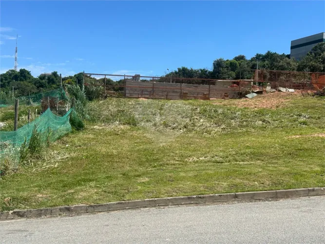 Terreno à venda no condomínio Bouganville em Sorocaba SP