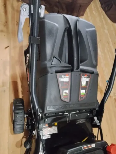 Cortador de Grama à Gasolina 3,5 HP 4 Tempos TLM420RM-38 TOYAMA