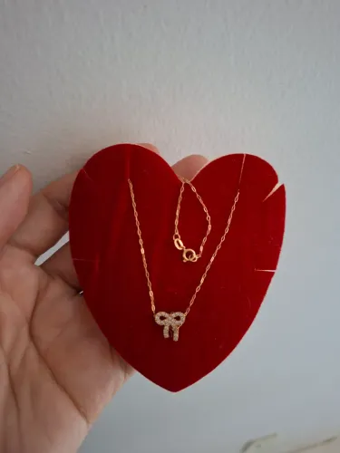 Colar de ouro 18k laço cravejado de zirconia