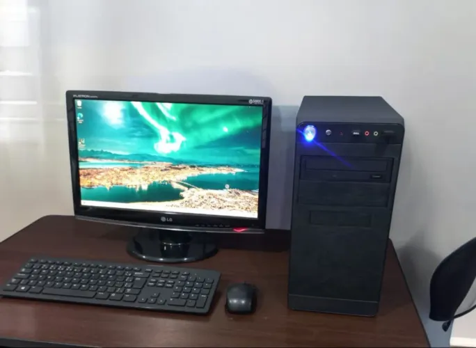 COMPUTADOR COMPLETO (i3 9ª geração + monitor 20 polegadas)