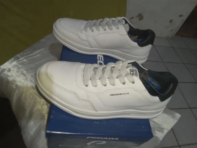 Tênis branco lindo e muito confortável