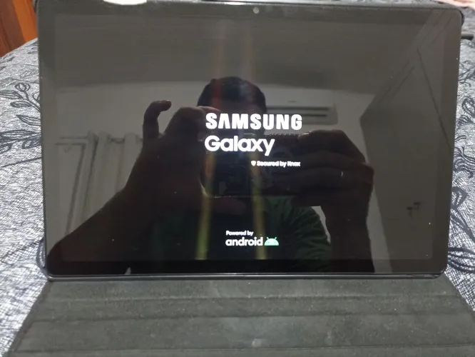 Tablet Samsung A8 (Não diminuo o valor)