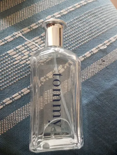 Perfume tommy