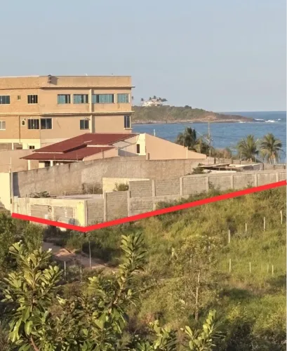 Terreno perto da praia