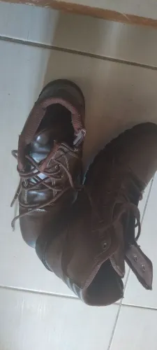 Bota marrom tamanho 39 pouco usado - a negociar