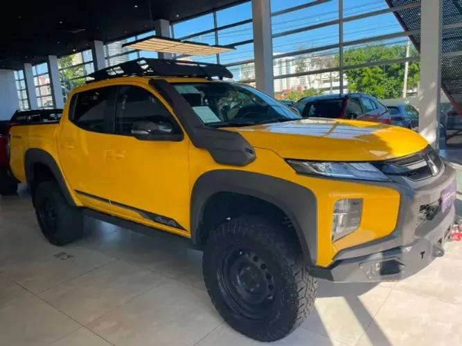 Mitsubishi L200 Triton Savana GLS 2.4 4X4 Die. AUT 2025
