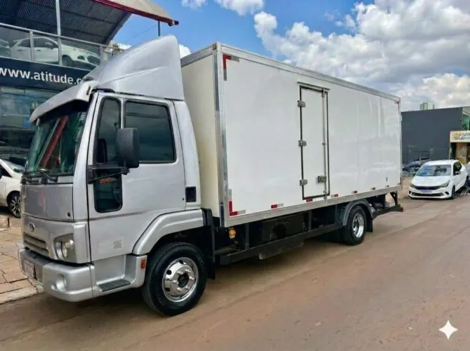 CARGO 816 816 E/816 S TURBO 2P (DIESEL)(E5) PRATA 2014/2015