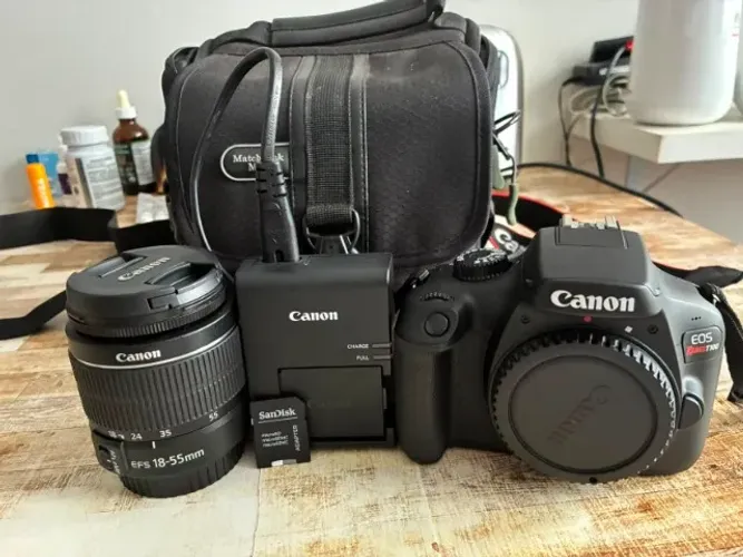 Kit Canon EOS Rebel T100 Completo - Apenas 2 usos