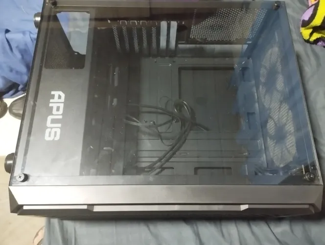 Gabinete Apus Pichau+ watercooler e fans