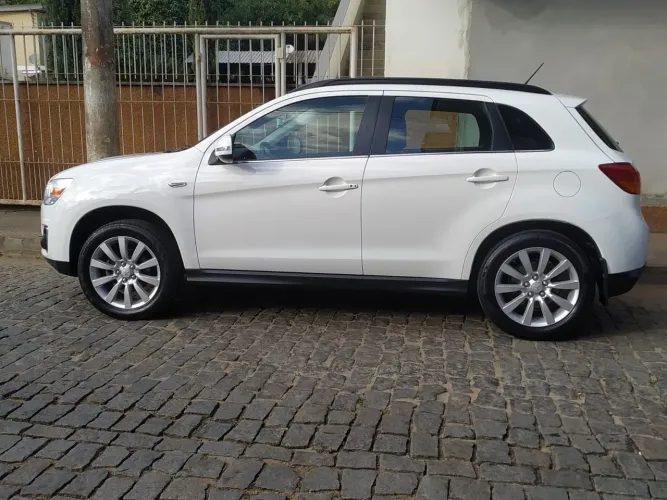 Mitsubishi ASX 2.0 16V 4X4 160cv Aut. 2015