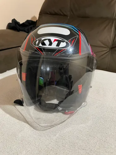 Capacete KYT 