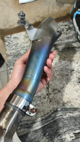 Ponteira Importada Akrapovic para motos de alta cilindrada