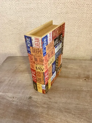 Caixa decorativa estilo livro antigo