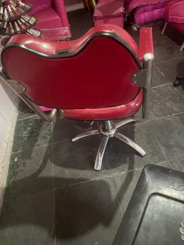 Vendo cadeira hidráulica justinopolis Neves