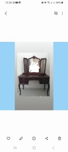 Penteadeira antiga