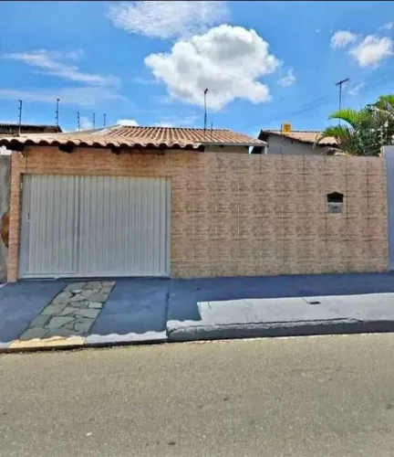 25-CASA NO OLHO D'AGUA