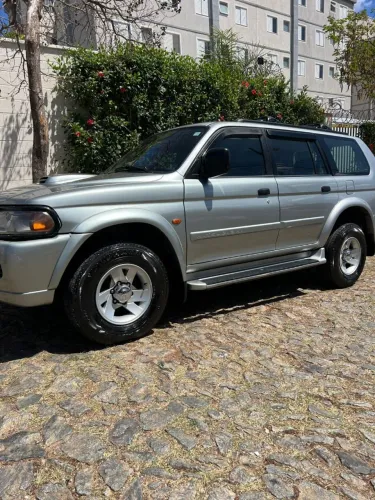 Mitsubishi Pajero GLS 2.8 Diesel Turbo Aut. 2000