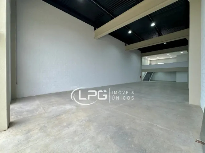 Salão Comercial para locação com 752m² por R$ 36.000,00/mês - Jardim Residencial Dona Mari