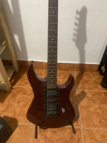 Guitarra Yamaha