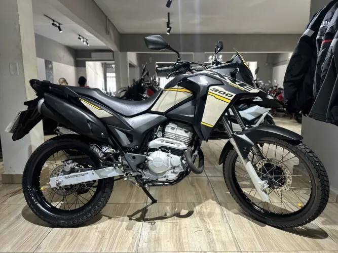 Honda Xre 300 2022