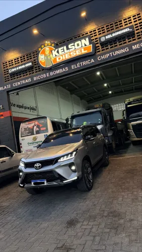 Toyota Hilux SW4 SRX 4X4 2.8 TDI 16V Dies. Aut. 2016