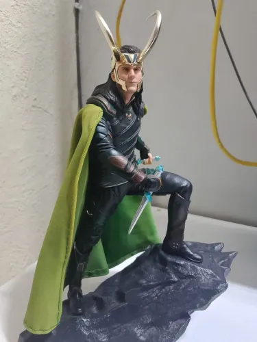Loki Iron Studios