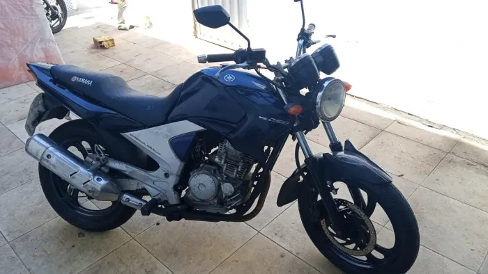 Fazer 250 ótimo estado