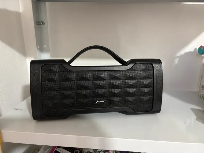 Caixa de som Frahm Strong One Bluetooth de 40W RMS